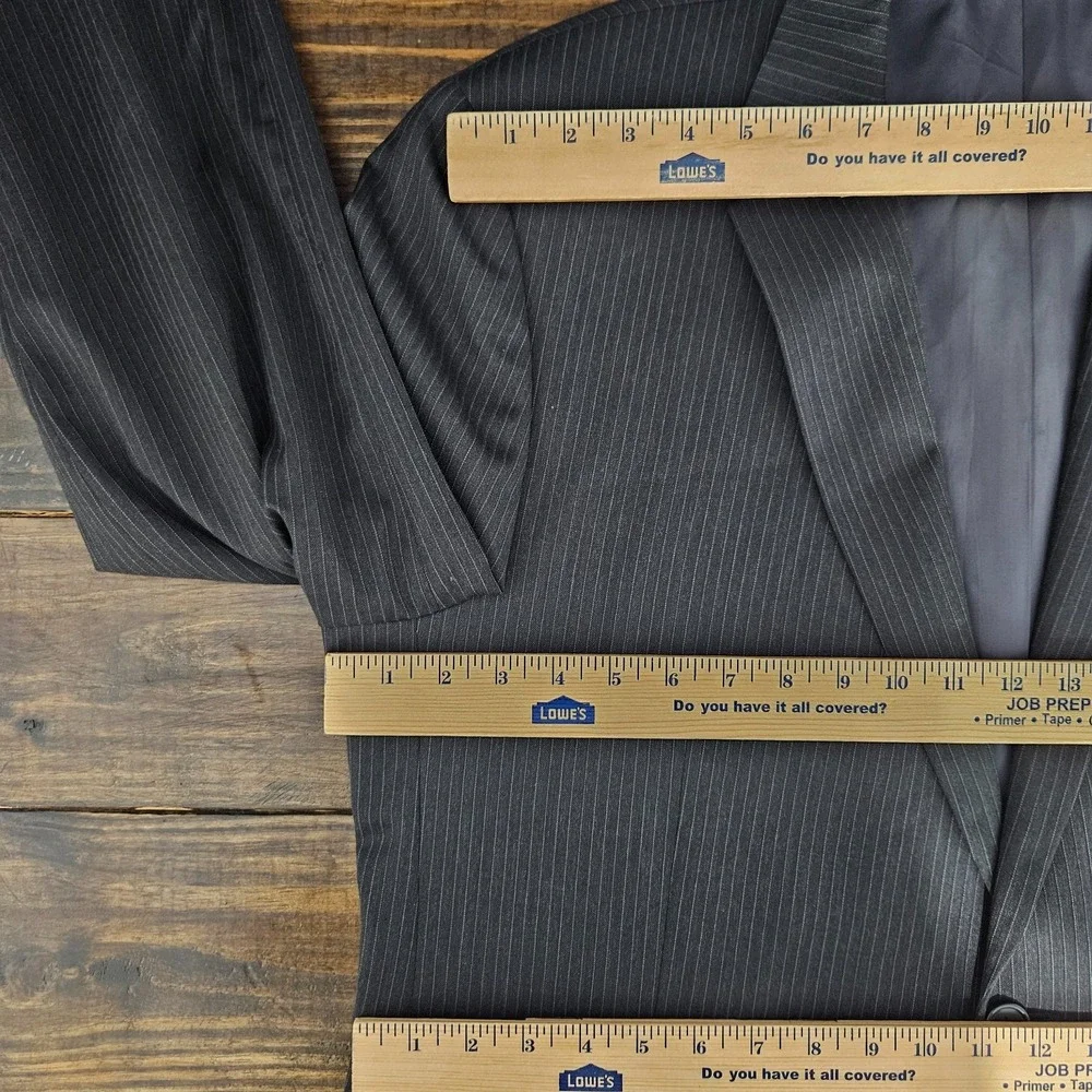 Tommy Hilfiger Men's Sport Coat Blazer Two Button Gray Pin Stripe Wool 46L